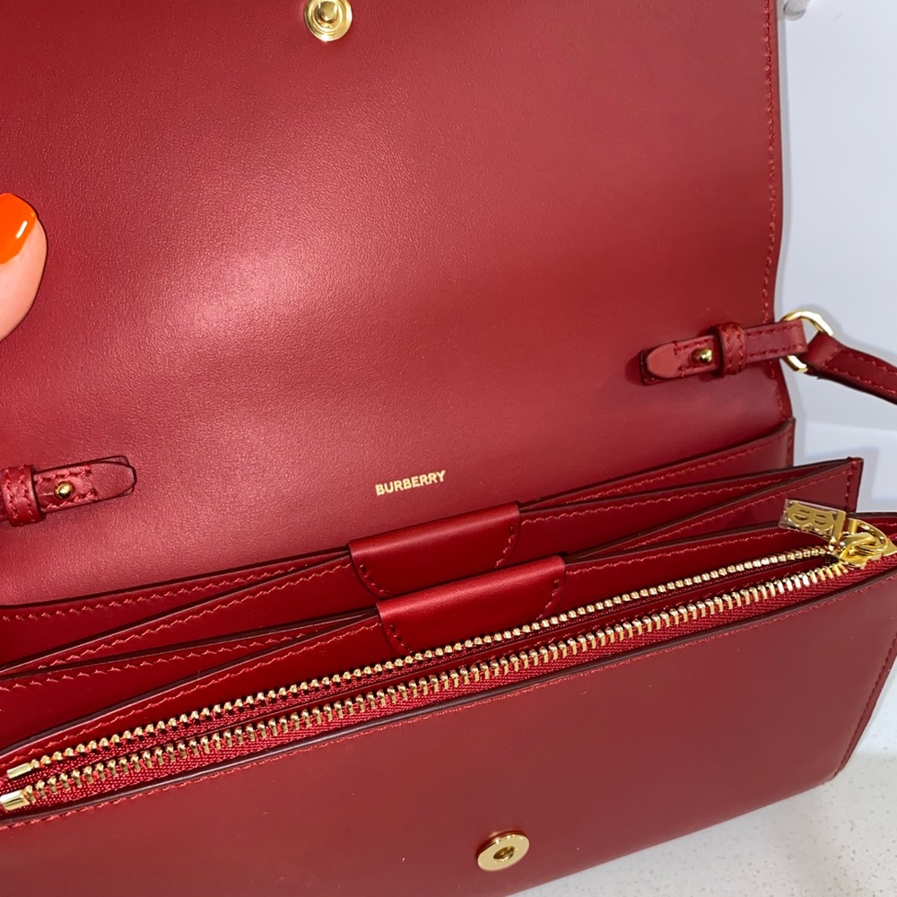 Burberry crossbody purse - Picture 3 of 5